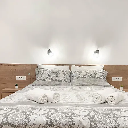 Apartment Sterna Turanj